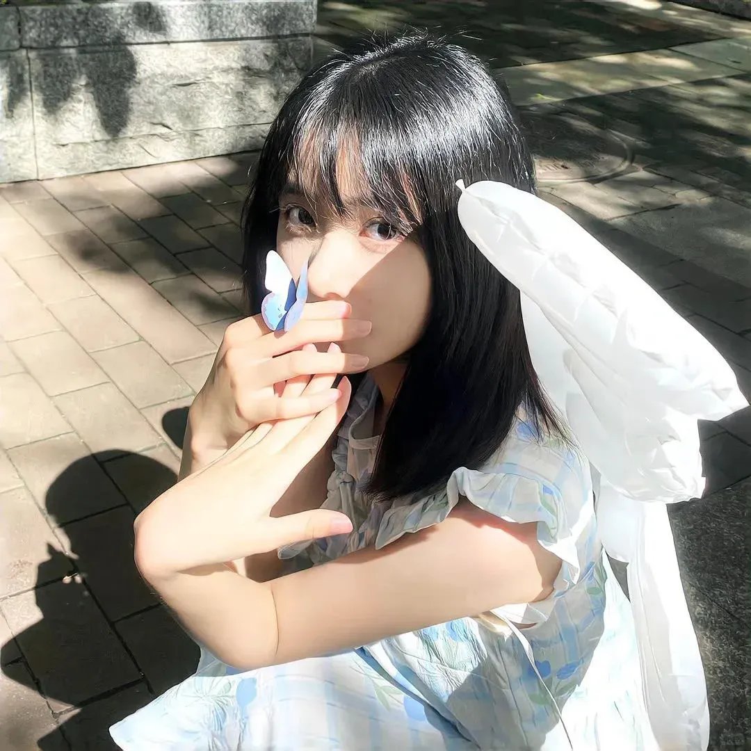 两只小猫的故事
